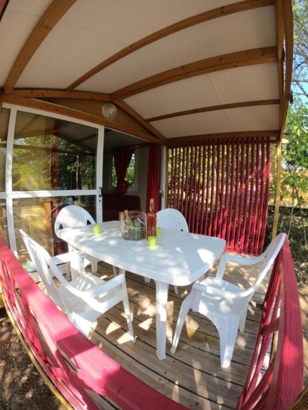 Camping Maeva Escapades Au P'Tit Bonheur Peyrillac-et-Millac Bagian luar foto