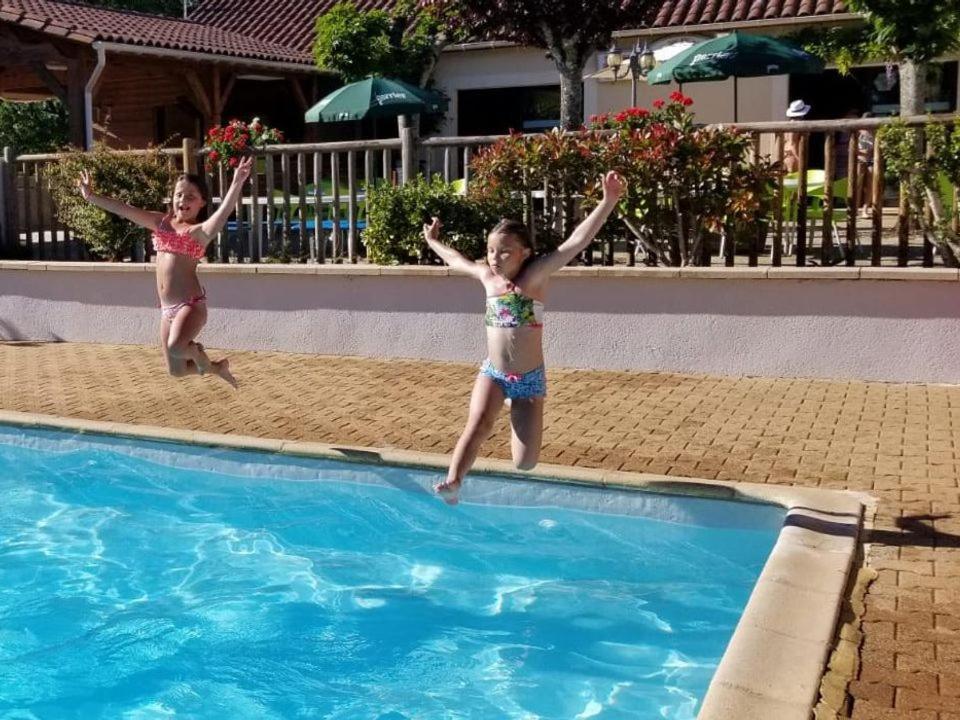 Camping Maeva Escapades Au P'Tit Bonheur Peyrillac-et-Millac Bagian luar foto